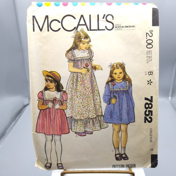 Vintage Sewing PATTERN McCalls 7852, Girls 1982 Dress, Child Size 2 - Picture 1 of 2